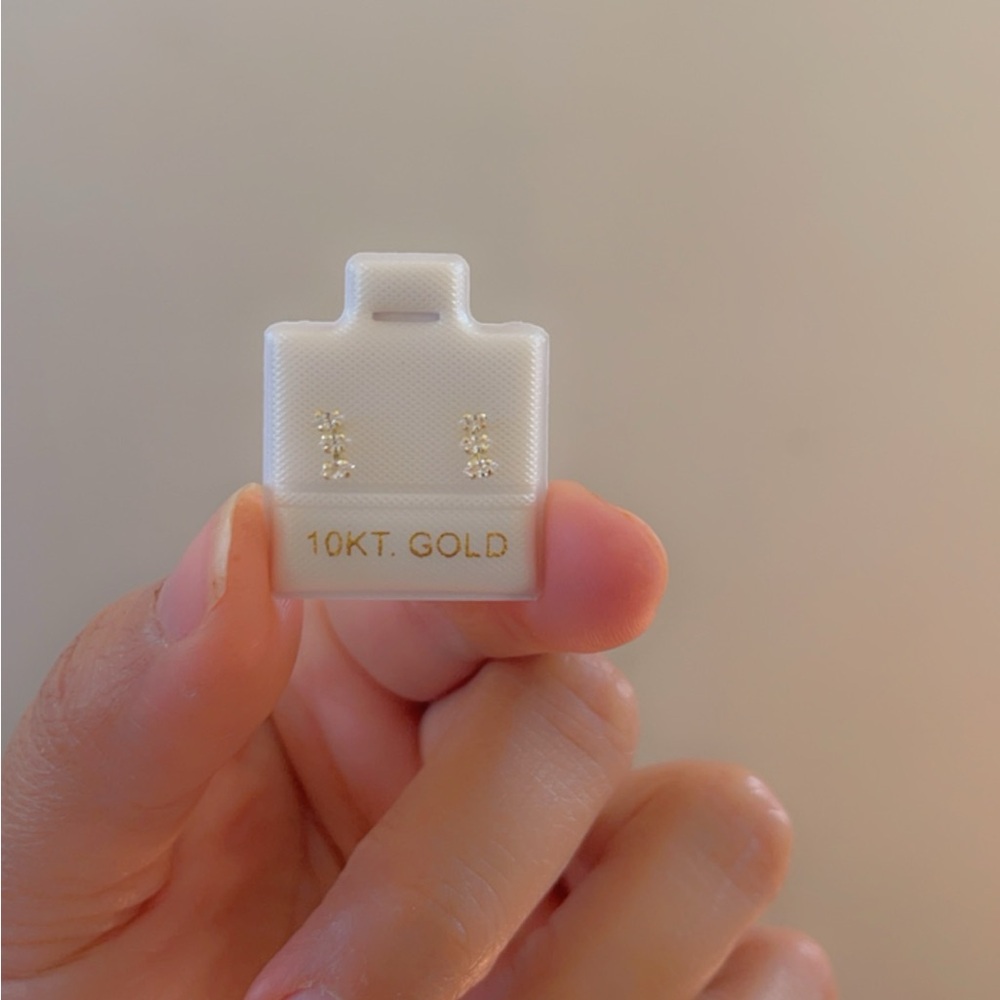 10k Gold Earrings 🆕